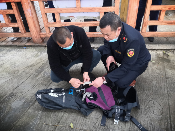 云南省丽江市古城区市场监管局筑牢岁末年初市场“安全网”