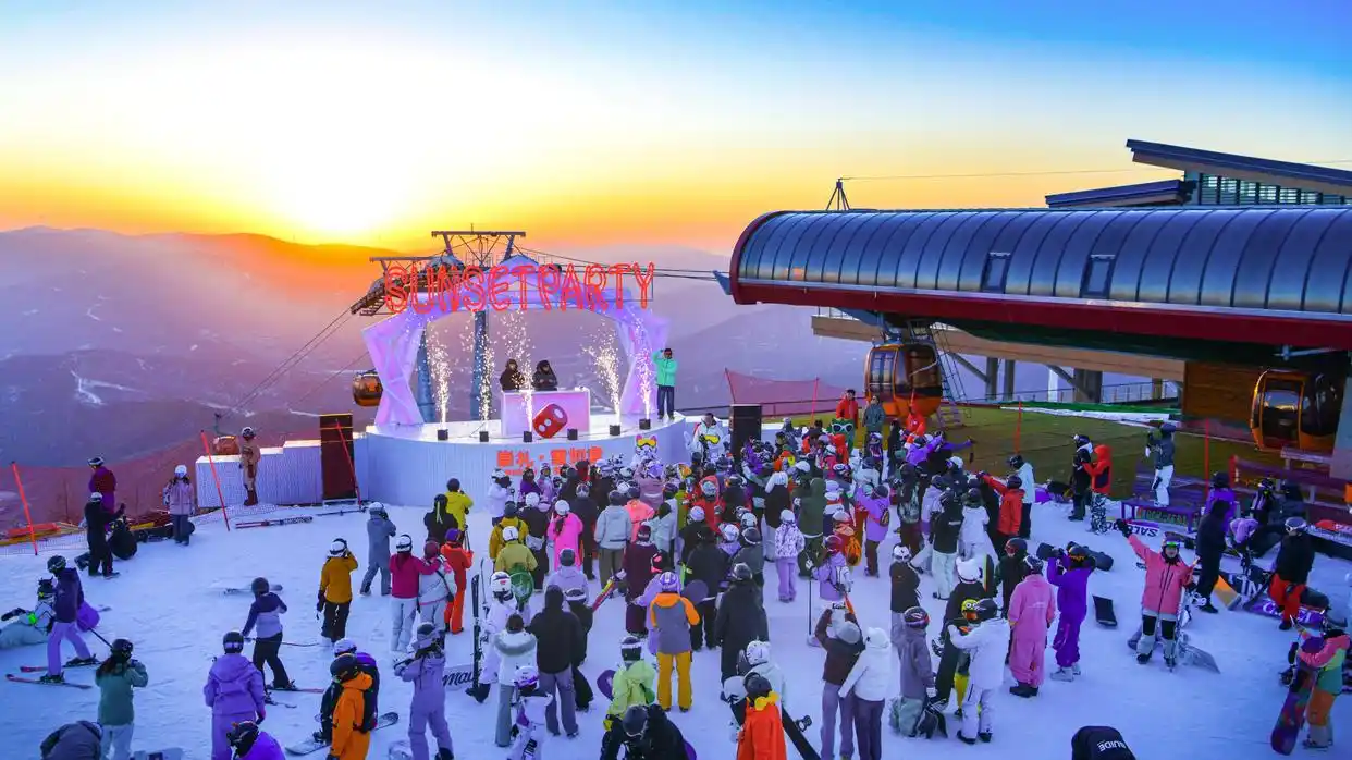 主打“短途游”“奔县游”，“周末到河北”成京津出游新时尚