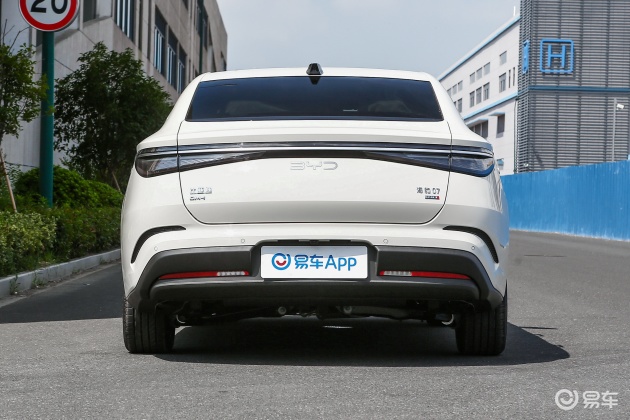 适合自驾游的“廉价”自主中型车，156马力6.9破百