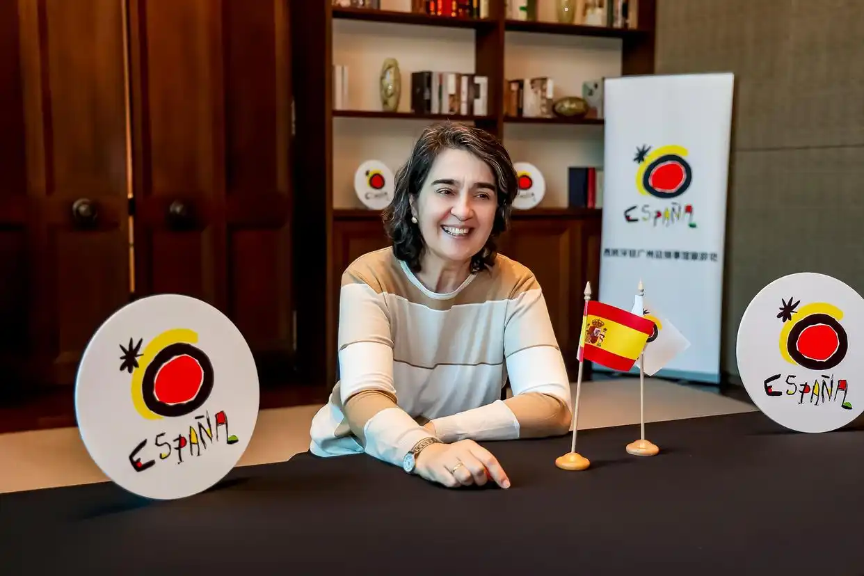 西班牙国家旅游局：“春节”申遗成功，欢迎中国游客也去游览西班牙非遗