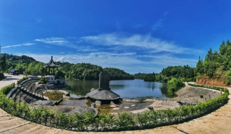 重庆有个“九寨沟”，占地6000亩！在这里……