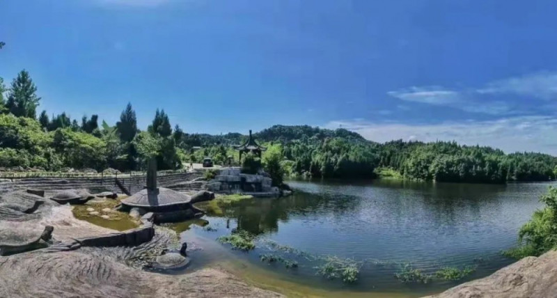 重庆有个“九寨沟”，占地6000亩！在这里……