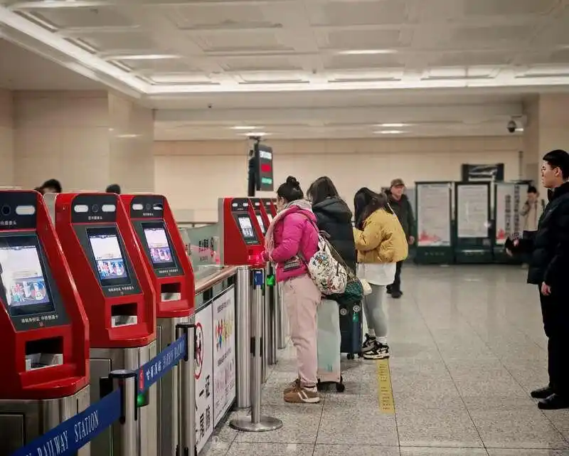 哈铁增开多趟列车保障元旦假期运力