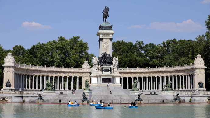 一年过亿的外国旅游者把西班牙人整崩溃了