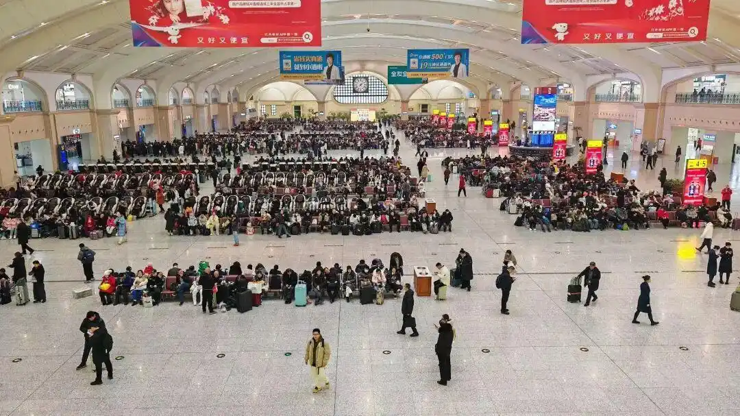 元旦假期火车票今起发售 哈铁增开多趟列车保障假期运力