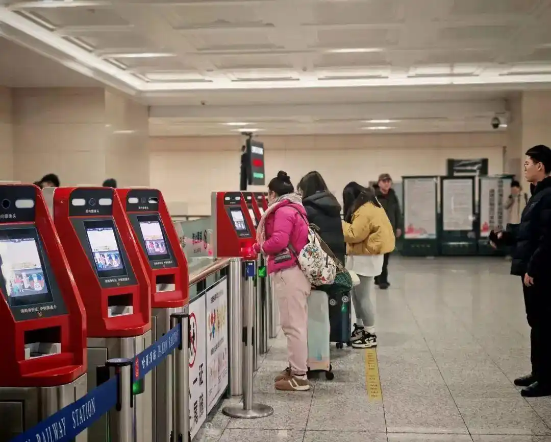 元旦假期火车票今起发售 哈铁增开多趟列车保障假期运力