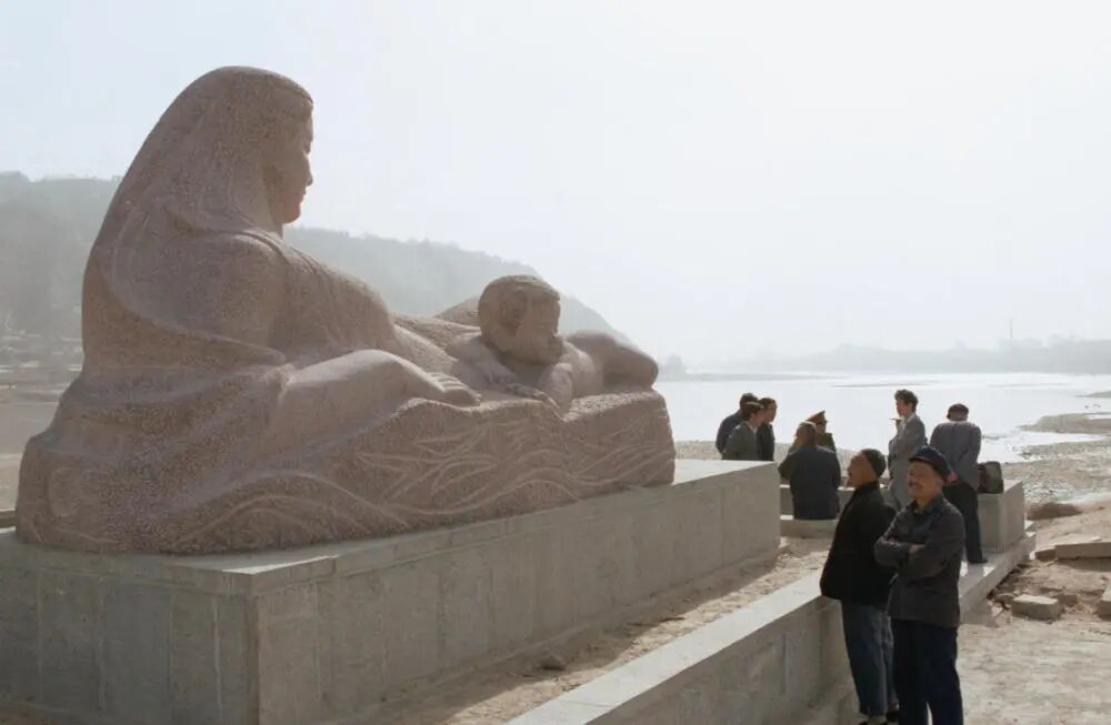 敦煌的女儿们｜何鄂：我能奉献给时代的，唯有源自敦煌的雕塑