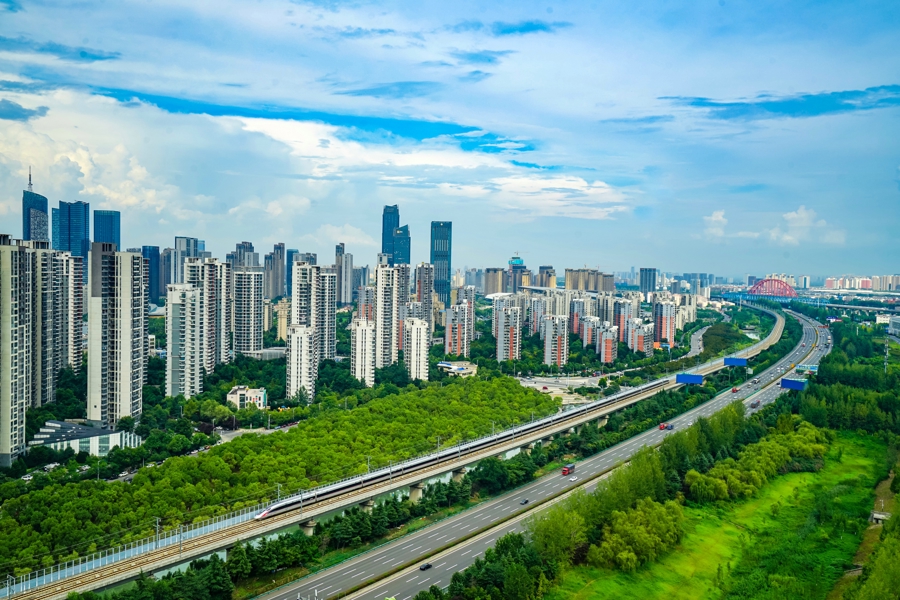 创历史新高！长三角铁路2025年旅客发送量突破9亿人次