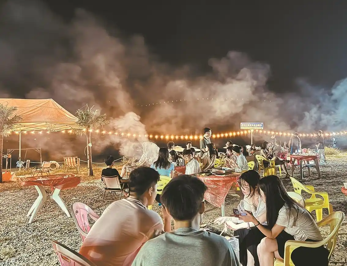 自驾游有了“进阶版” 准备好，开着房车去旅行！