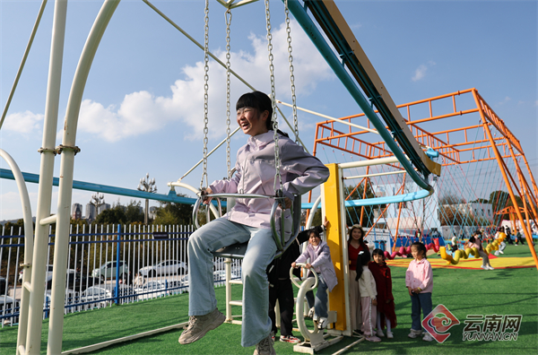 【组图】周末短途游升温 安宁市太平新城“微度假”项目受青睐