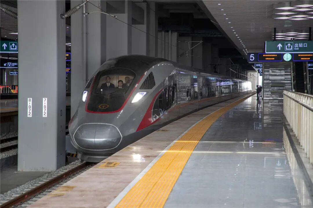 深圳⇌汕头最快99分钟！今日开通运营