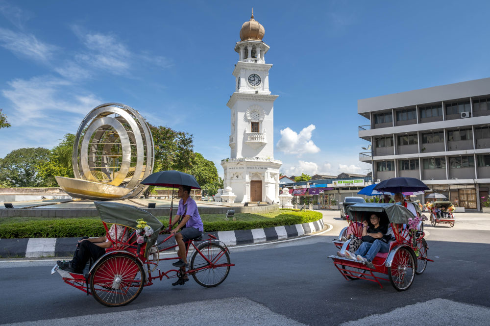 年终报道丨说走就走 拿起护照去旅行