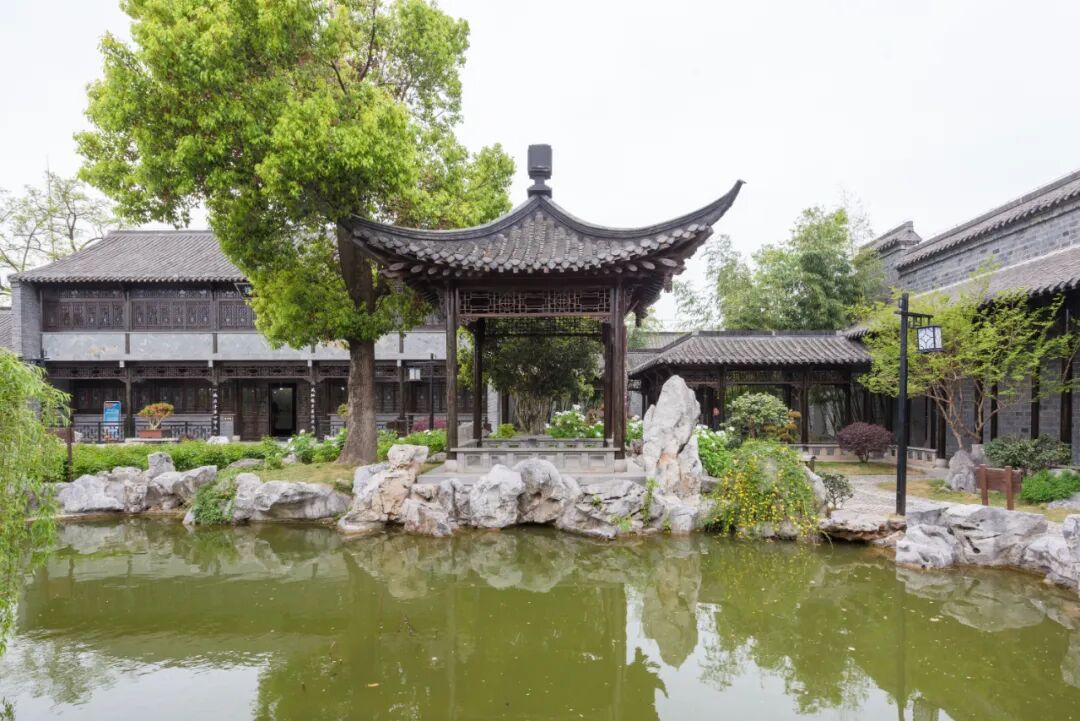 高铁不到20分钟！安徽这座被严重低估的小城，人少景美，松弛感满