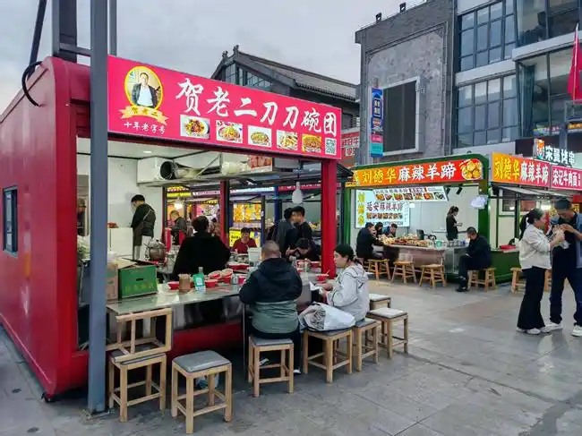 商旅融合唤回烟火气 老街新篇绘就新图景丨“十四五”发展看榆林