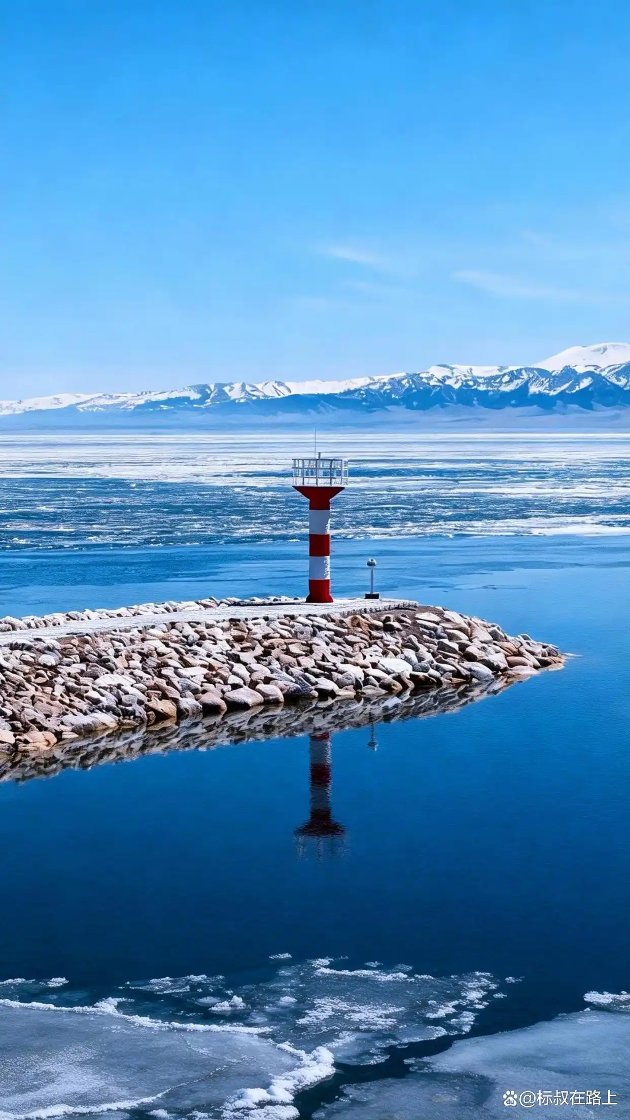 后来我逢人便说，赛里木湖的冬天有多美️！
