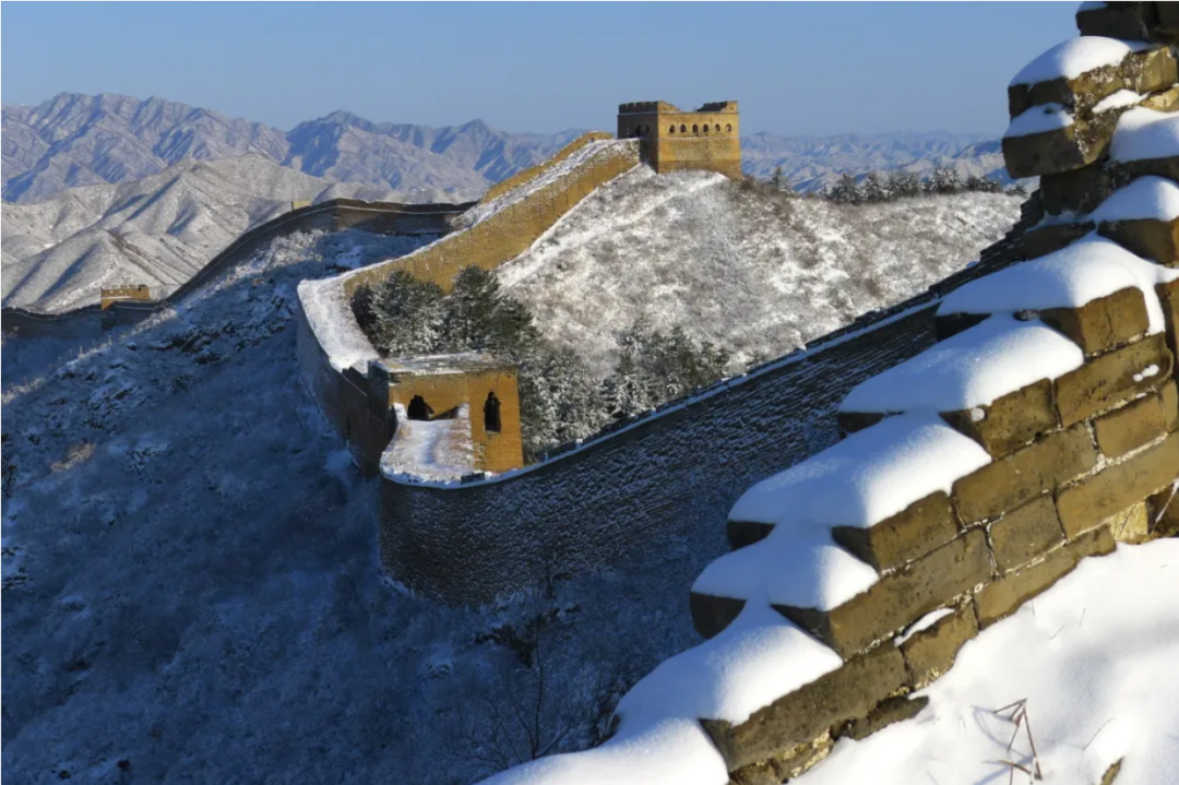 解锁冬游河北新玩法｜登长城、背名篇，送门票！