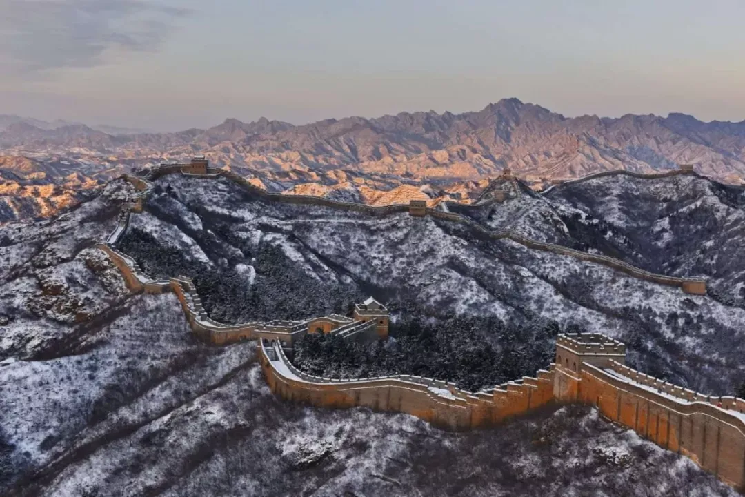 解锁冬游河北新玩法｜登长城、背名篇，送门票！