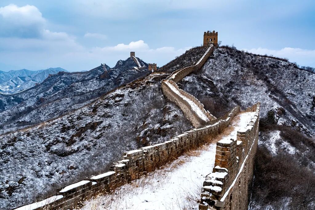 解锁冬游河北新玩法｜登长城、背名篇，送门票！