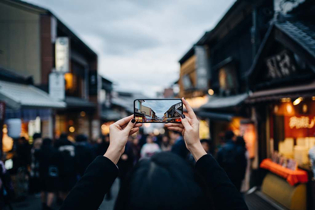 日本“入境游”持续火爆原因何在？