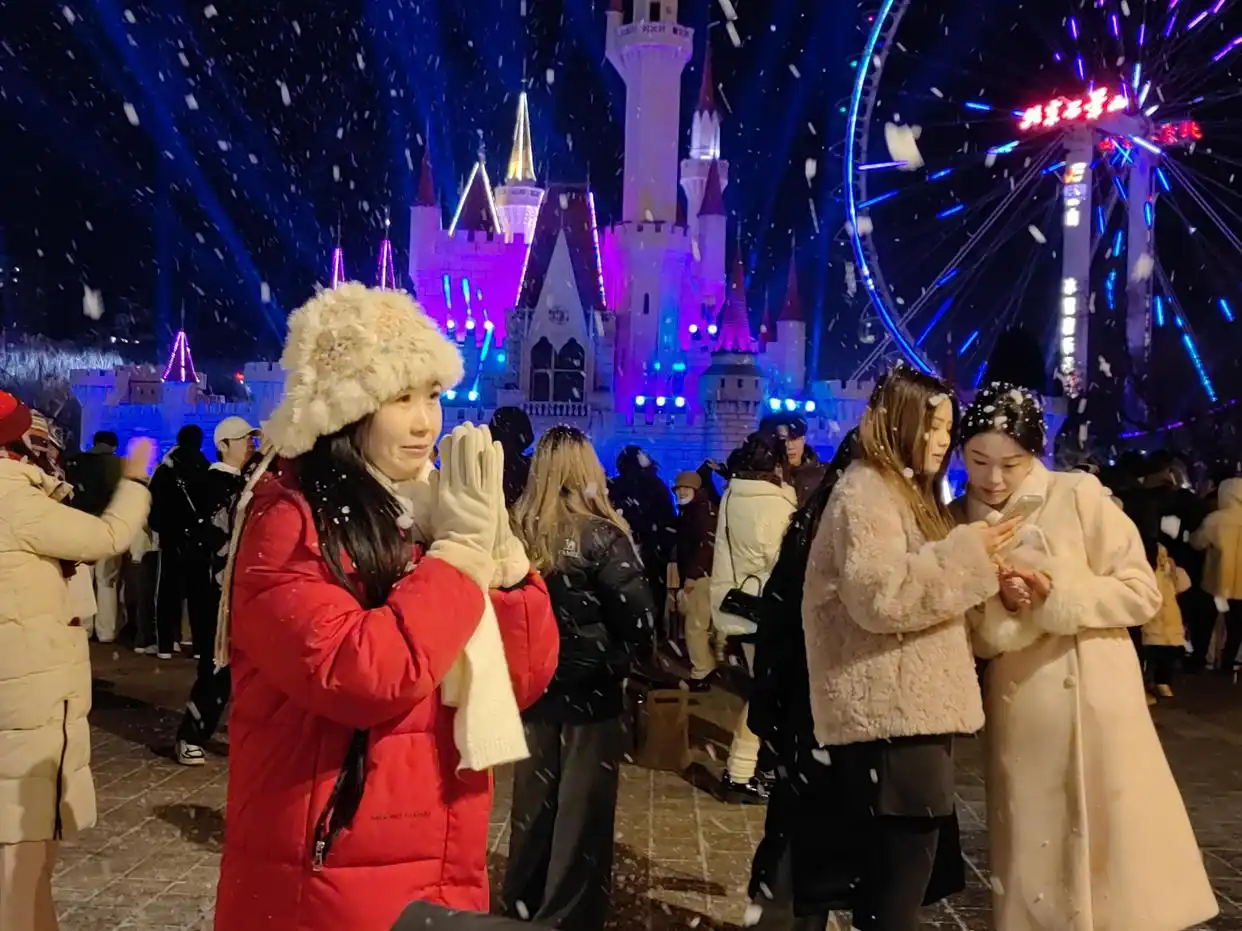 石景山游乐园举办跨年专场活动