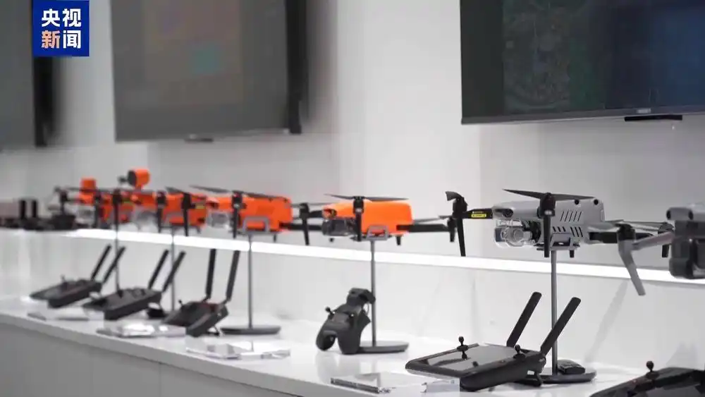 “秒级”通关！邮轮入境游火爆 多地港口客流创新高