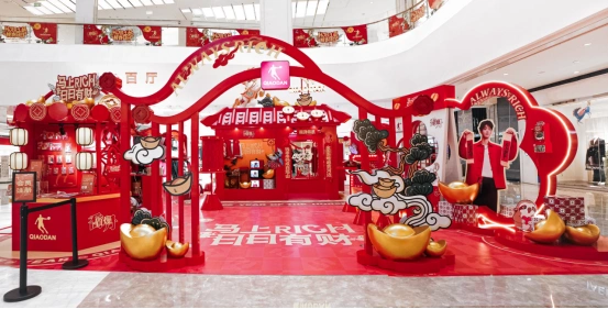 中乔体育「日日有财」活动闪现兰州，吴宇恒惊喜空降点燃“潮力场”