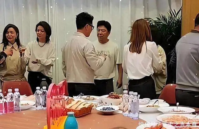 陪睡陪玩只是冰山一角，明星爆出的圈中内幕，是一个比一个荒唐！