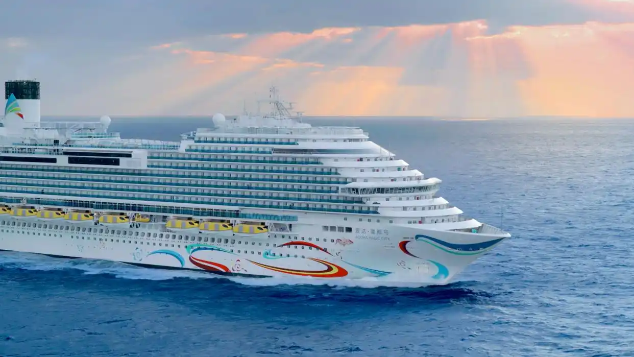 爱达邮轮推出马年新春主题航次，非遗年俗打造海上文化中国年