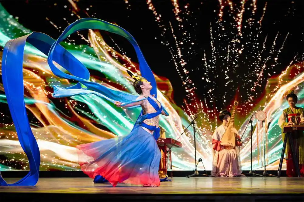 爱达邮轮推出马年新春主题航次，非遗年俗打造海上文化中国年