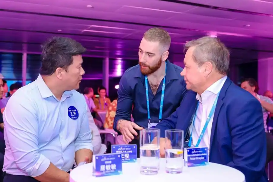 上海首次！外国人来沪创业获“硬核门票”，除了真金白银还有信任背书