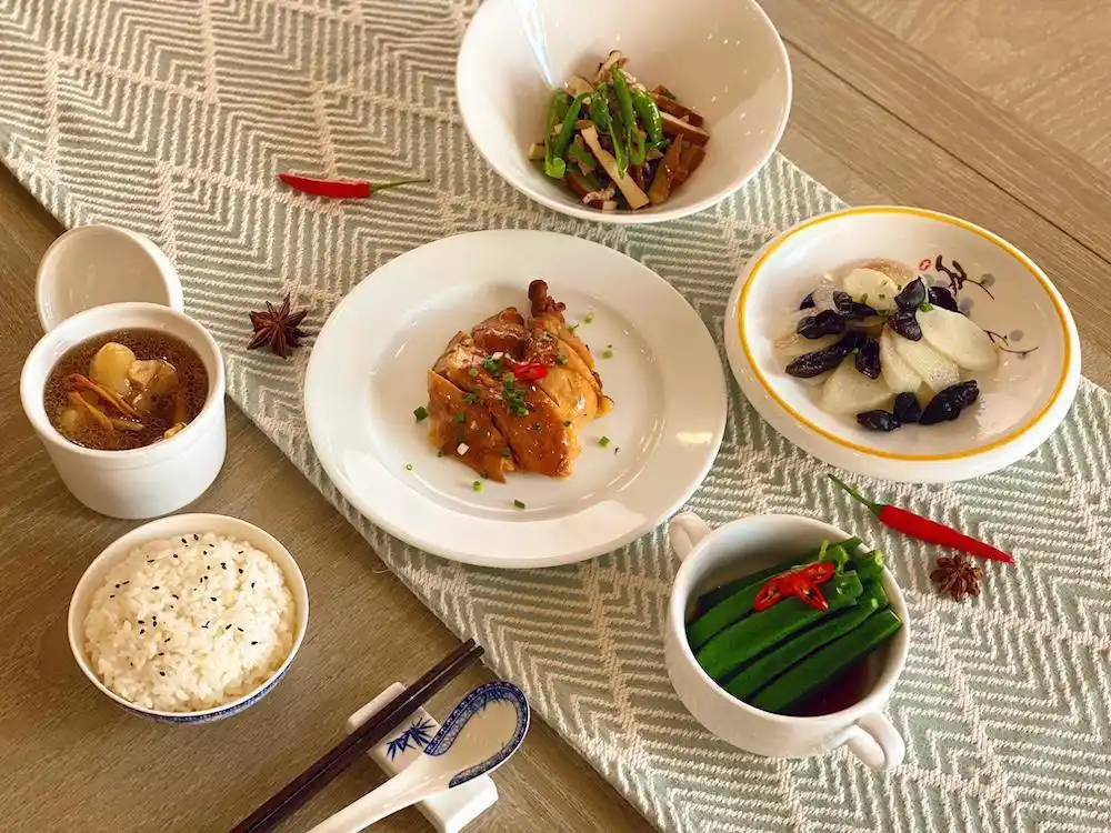 一周旅行指南｜万豪旅享家与王者荣耀电竞赛事合作，香港旅发局推出旅游复苏计划