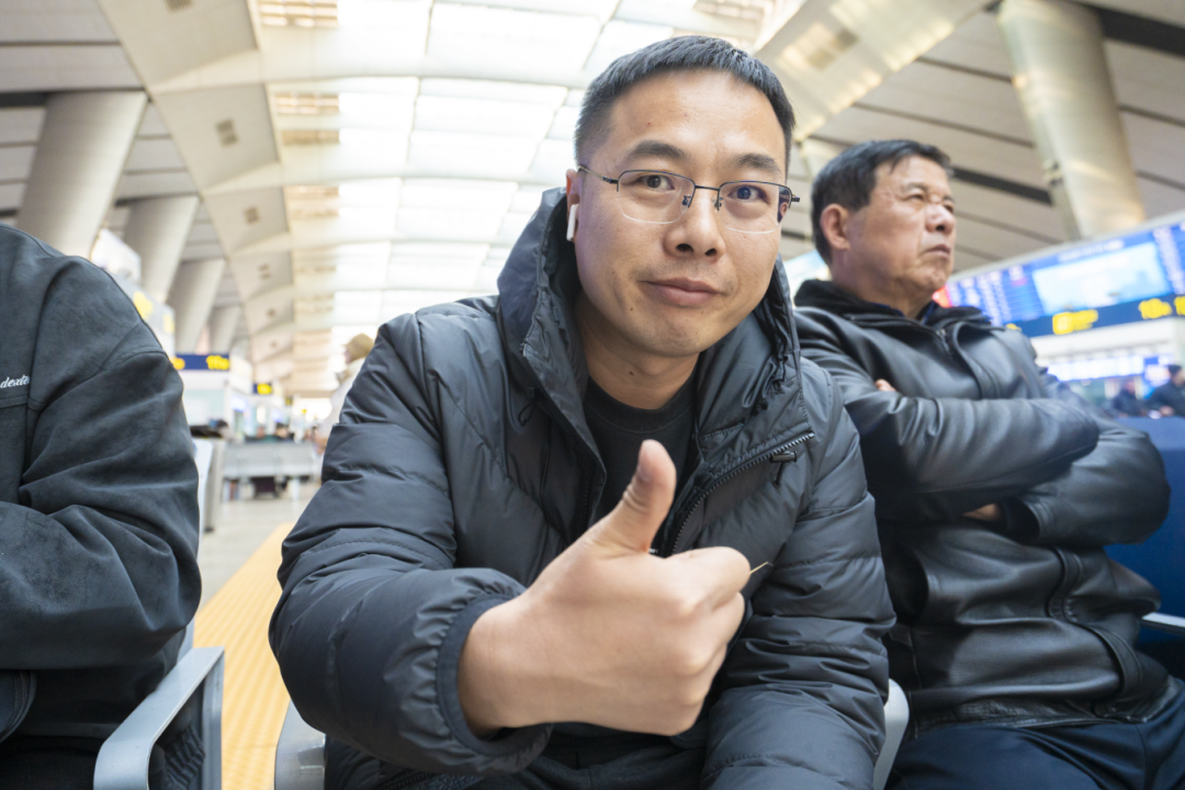 时速350公里的标杆列车，这条高铁上有87趟！