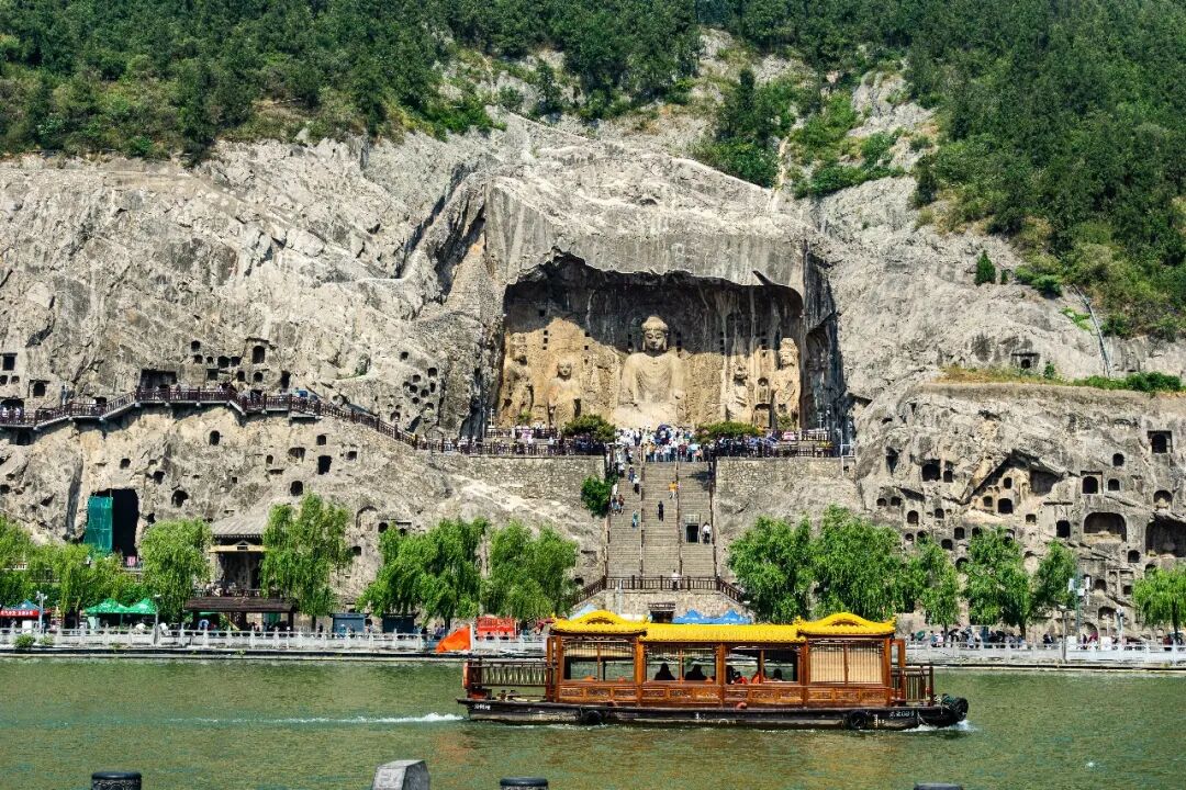 一眼千年！洛阳龙门石窟，刻在崖壁上的盛唐史诗，此生必打卡！
