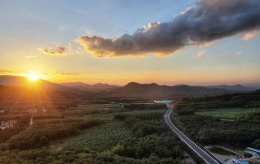 环海南岛自驾游？这份攻略请收好！