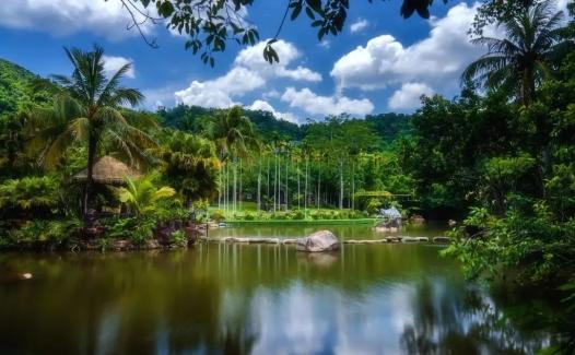 环海南岛自驾游？这份攻略请收好！