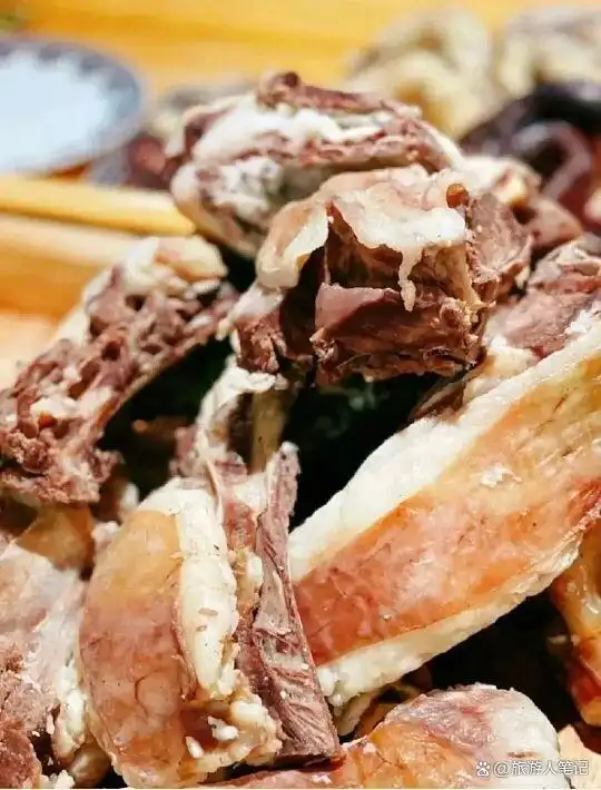 要懂呼和浩特，先得尝它的味道，呼和浩特10大名小吃：吃一口，懂一城