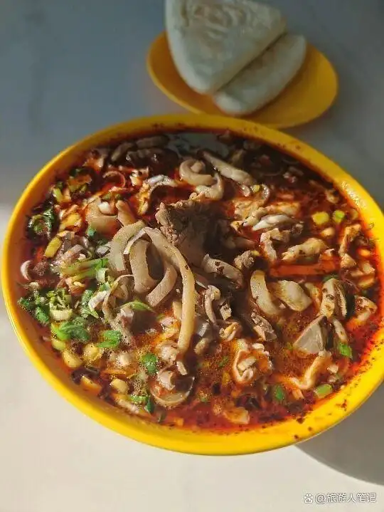 要懂呼和浩特，先得尝它的味道，呼和浩特10大名小吃：吃一口，懂一城