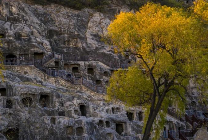 现在就出发！龙门石窟初冬高颜值美景已上线！