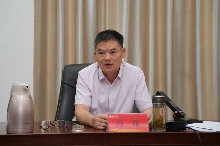 王恒来参加省政协十三届四次会议分组讨论时指出 真抓实干 创新突破 为奋力谱写中国式现代化黄山篇……