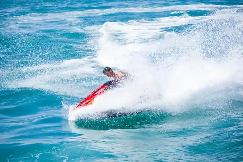 气温急升,滨海旅游旺季提前杀到!