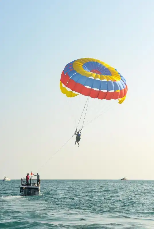 气温急升,滨海旅游旺季提前杀到!