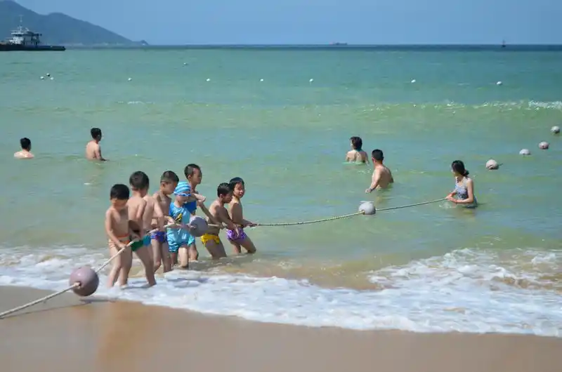气温急升,滨海旅游旺季提前杀到!