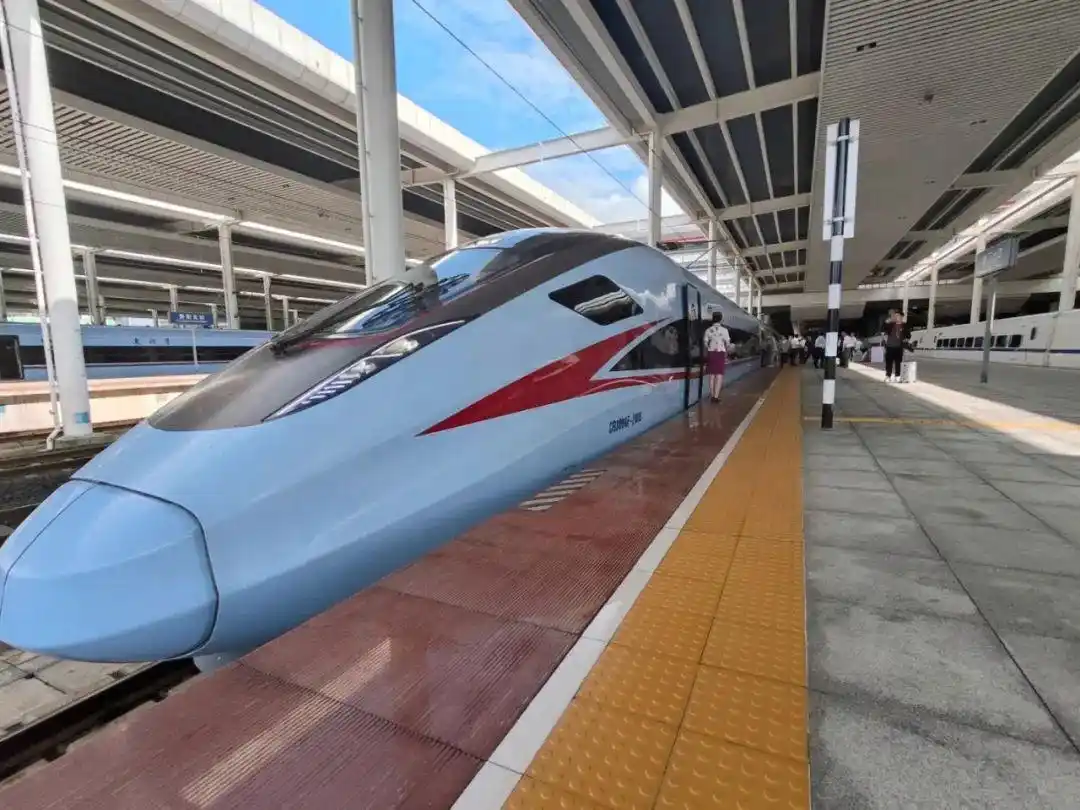 最大调幅9小时56分钟！贵阳27趟始发列车调整开车时刻