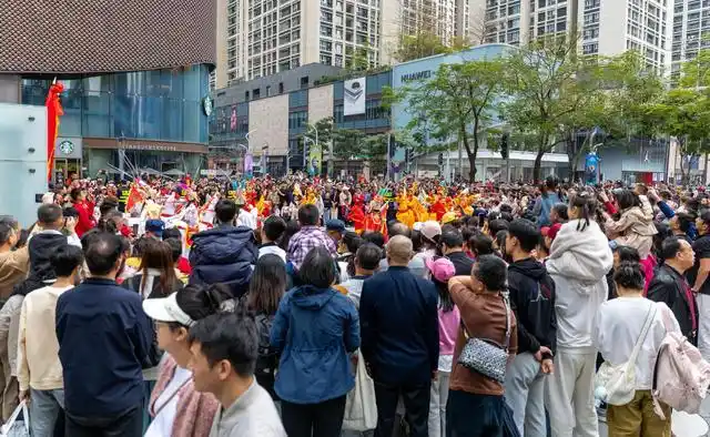 “来深过大年”热气腾腾!深圳酒店预订量跻身全国前三,吃喝玩乐性价超高