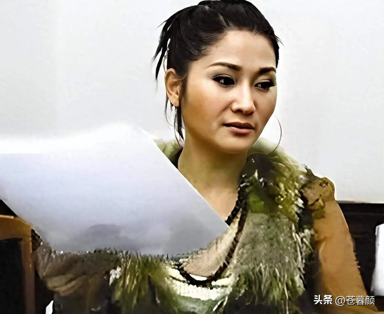 陪睡陪玩只是冰山一角，明星爆出的娱乐圈内幕，是一个比一个荒唐