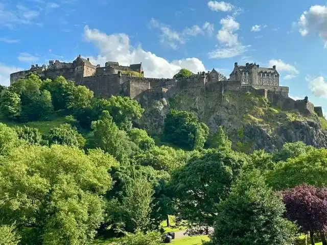 超长春节假期带火出境游，一个上海资深导游的英国春节行，细节太暖