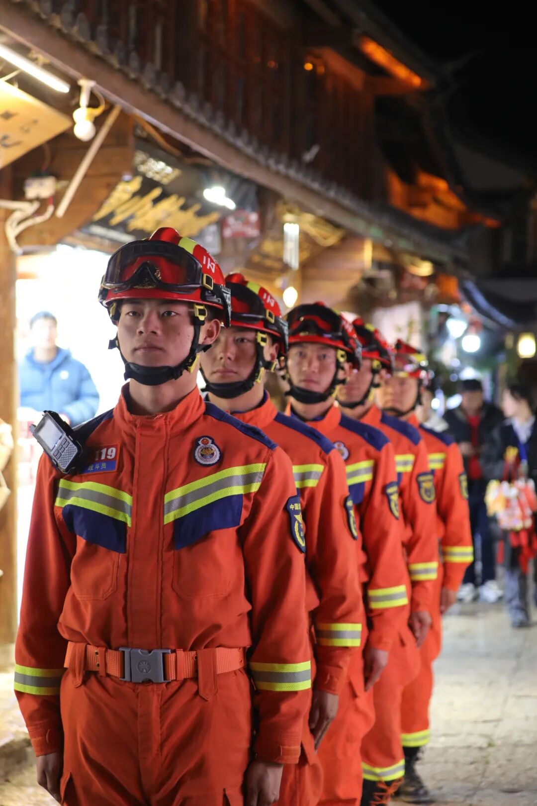 丽江古城消防的十二时辰 | 新春走基层