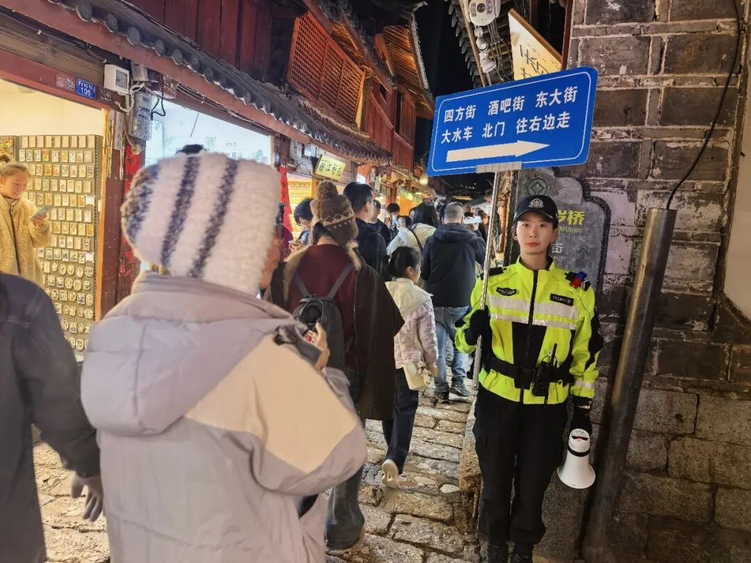 春节期间，偶遇她们，请到丽江古城