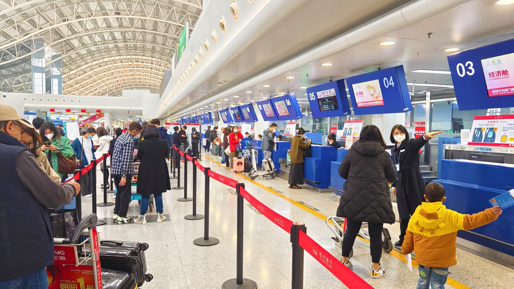 四川首批集合出发出境游客今日飞赴泰国,行业内都在忙些什么?