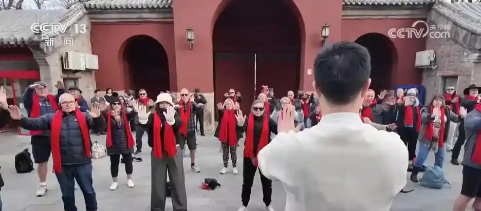 “文旅+年俗+非遗”新场景点燃新春消费热情 数说假日经济活力十足